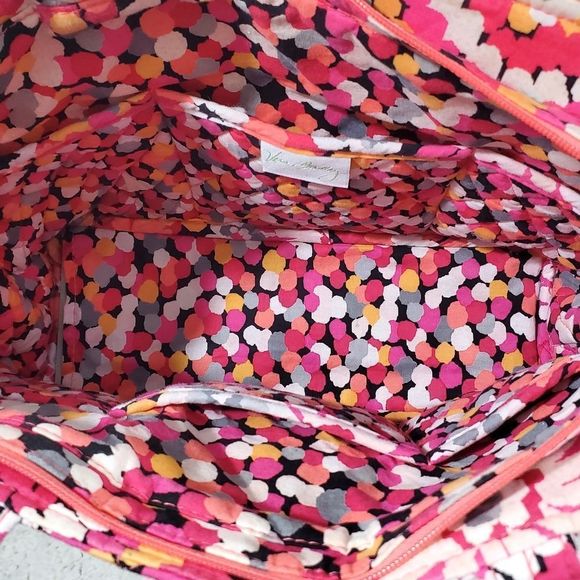 2-piece Set of Vera Bradley Matching Tote & Crossbody Set. P55 - Picture 9 of 16